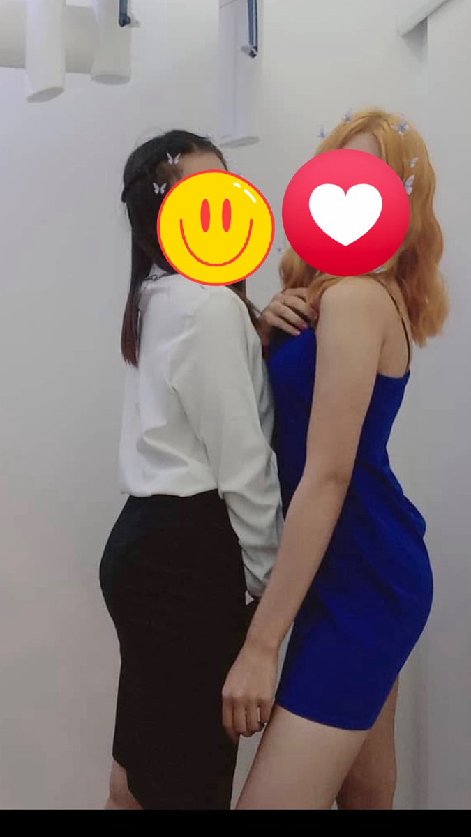 xas_m7952's tweet photo. ซ้ายก็เมียขวาก็เพื่อนเมีย เลือกไม่ถูกเลย 🥰 #ขี้เงียน #แอบถ่าย  #เมีย https://t.co/KmE4H5MA5G
