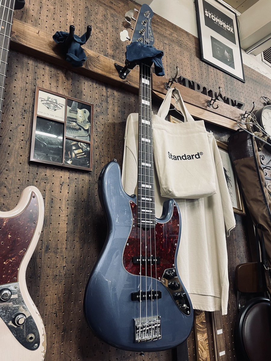 ChimakiP_'s tweet photo. My new gear 🎸 L’s TRUST https://t.co/IGEMiSuhoe