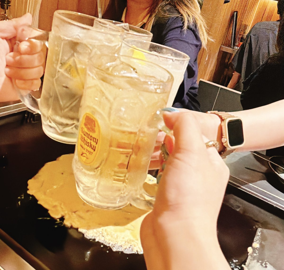 kanna_6011's tweet photo. カラオケ、もんじゃ、その後の店
全部バカ楽しかった😘
まじ大感謝thanks💞 https://t.co/XoRknhmaOb