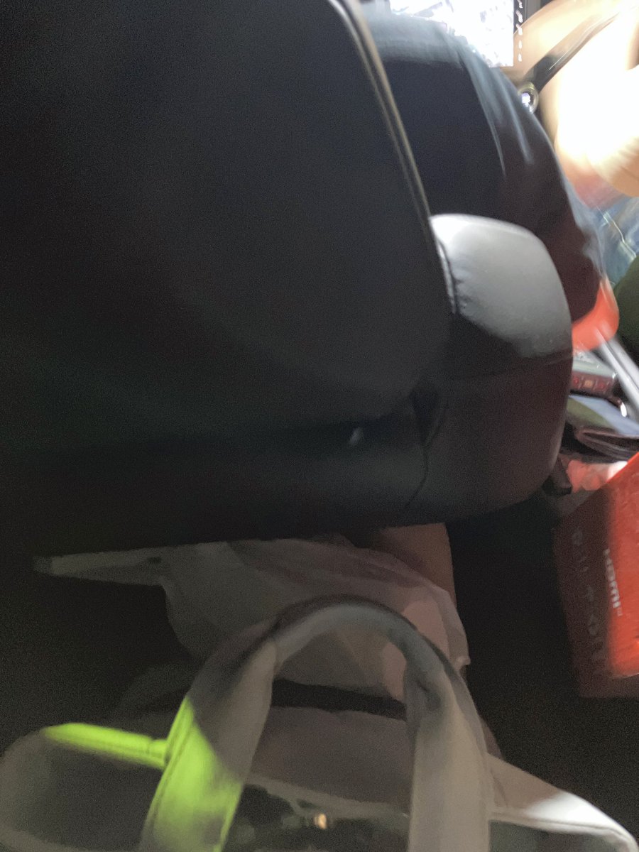 H6CH8N_'s tweet photo. 体が細いお陰で多少狭くても乗れる86ちゃん👩‍🦲 https://t.co/wqUek4ytOn