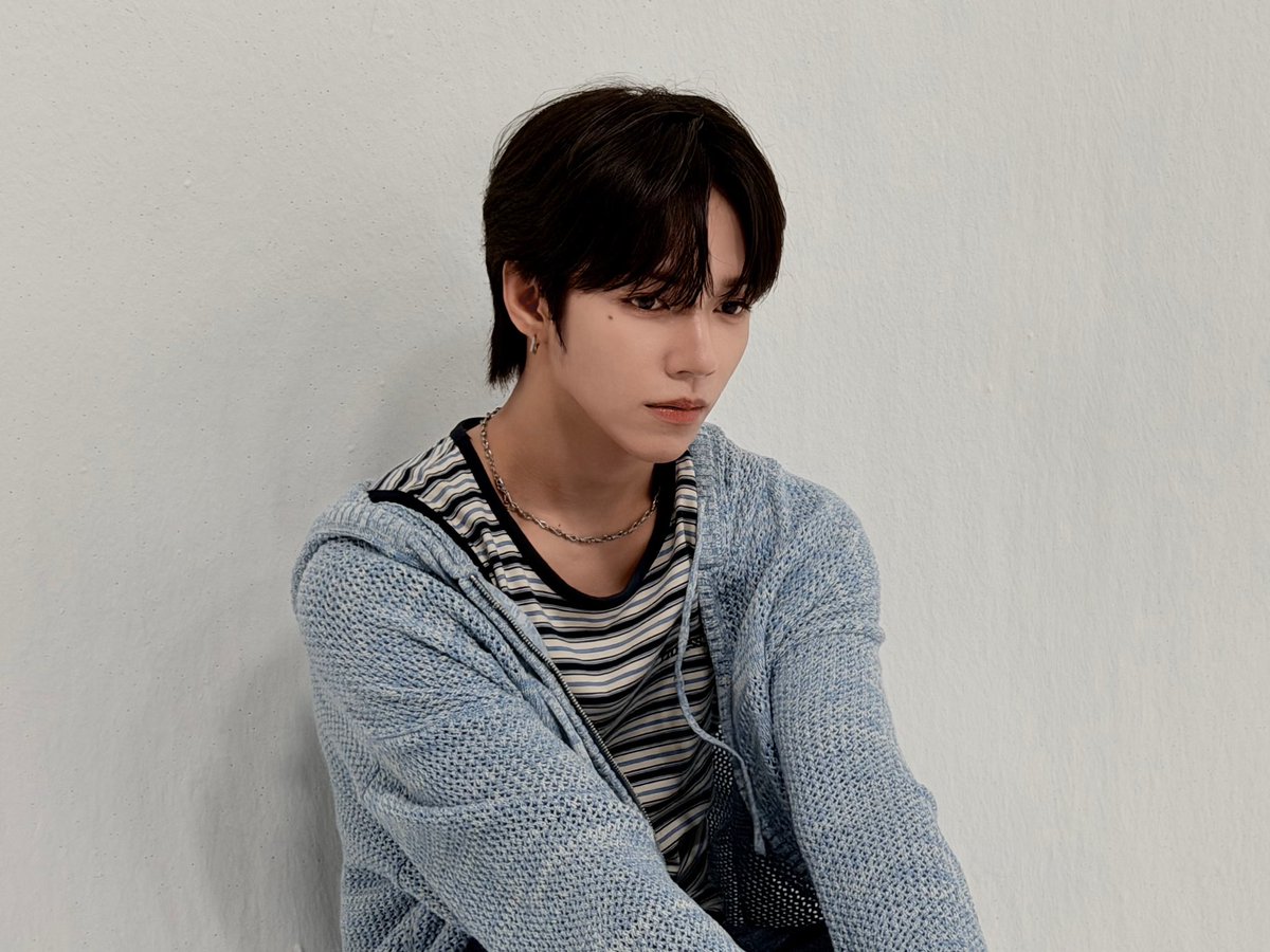 AHOF_official's tweet photo. 💙🖤

#AHOF #아홉
#JL #제이엘 https://t.co/Vc6GYswVZY