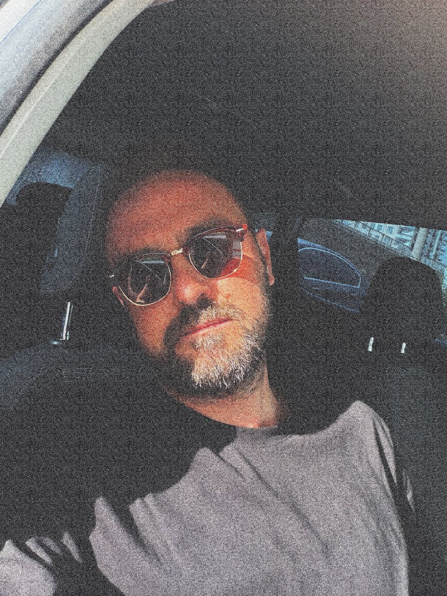 serokkilic's tweet photo. sessiz kal ve acının tadını çıkar. https://t.co/8kkyE0NdTB