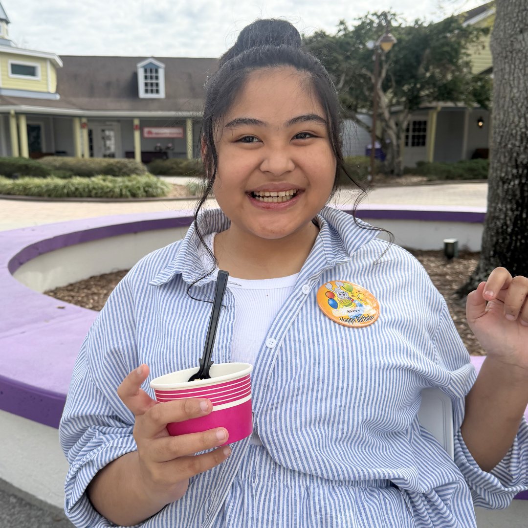 MakeAWishCA's tweet photo. There’s something about ice cream that makes a moment feel even more special, especially on National Ice Cream Day! 🍦Did you know? At the @GKTWVillage Ice Cream Palace, there is such a thing as unlimited ice cream, and it’s available ALL DAY LONG! 💫 https://t.co/jk7HpncnaI