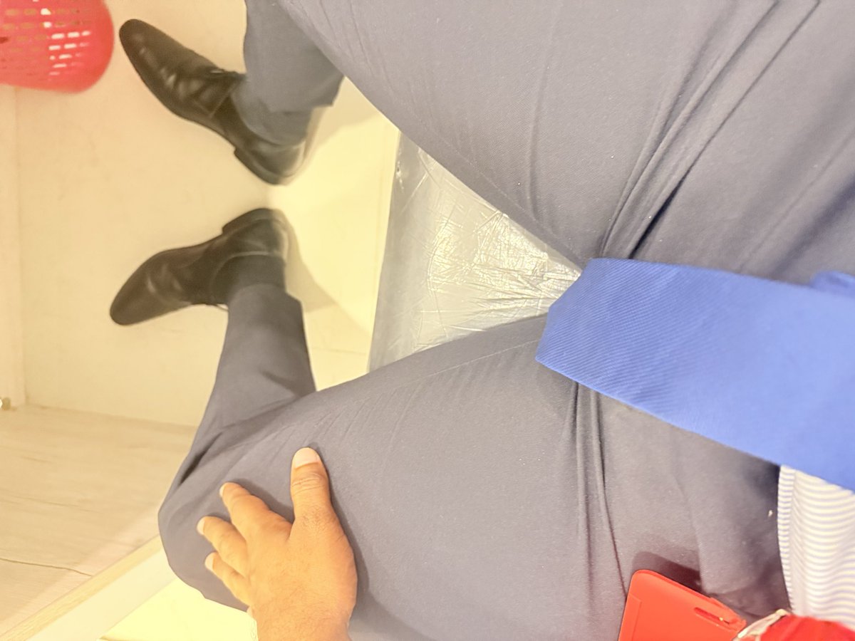 CeylonGent's tweet photo. #menatpaly •#LGBTQIABayroudemission
#LGBTQIAWelcomeSummer #srilankagaysex
#gaysex #gaybandung #gay3sm
#LGBTQIAWelcomeSummer
#LGBTQCreators
#gaysex #fullsuit #office #officecrush #gaylove #srilankagaysex 
#gaybuldge #gaysuitfetish https://t.co/ELIqDhIDZU