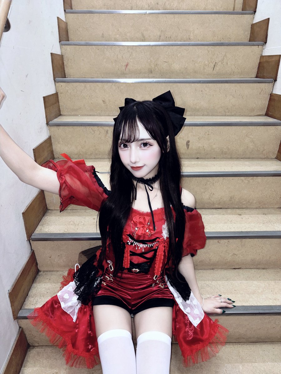 SD_SU_NEMU0524's tweet photo. アイコレ来てくれてありがとう🫶
とにかくアツかったね🔥後方㌠を筆頭にめっちゃ盛り上げてくれて圧感じたし、おもわずニコニコしちゃったの^_^✨️

そしてね、今日SAKURADOLLの現場を選んでくれてありがとう。
たくさん色んな現場ある中でここを選んでくれて嬉しかったᐢ ̥_  ̫ _ ̥ᐢ🫶

今日は緑のペンライト良く見えて、心の底から嬉しいと思った💚
初めて見てくれた…？！方もたくさんいて見つけてくれてありがとうの気持ちだよ😊また会えますように🤞

特典会も沢山お話ありがとう。
私の活力は直接話すこと…それが何よりもうれしい♩
今日もエネルギー沢山貰ったし、逆に私もあなたの活力に慣れていたらいいなと思う日々でした。
ありがとう🥲明日早いけどめっちゃ頑張るよ🫶