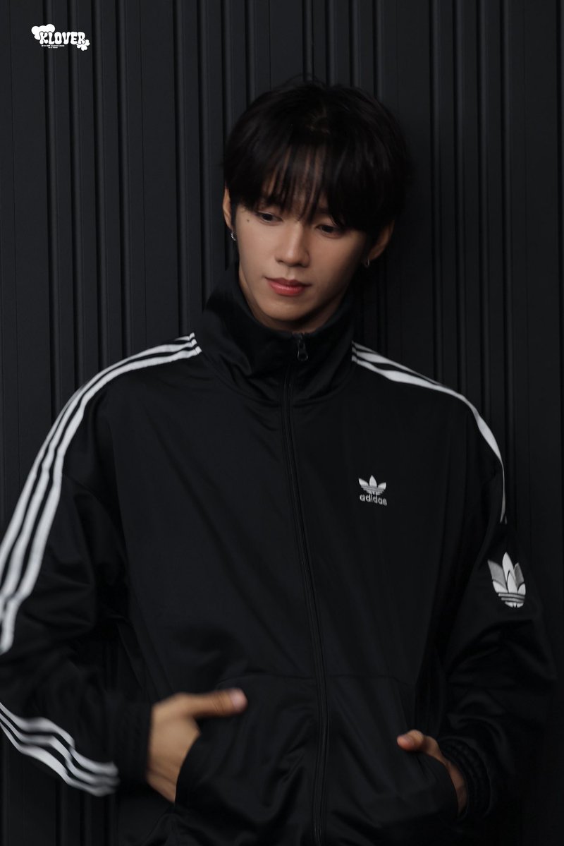 kloverruby's tweet photo. #아홉 #AHOF
#JL #제이엘 

260719

🖤 https://t.co/ZIbWYsmBBQ