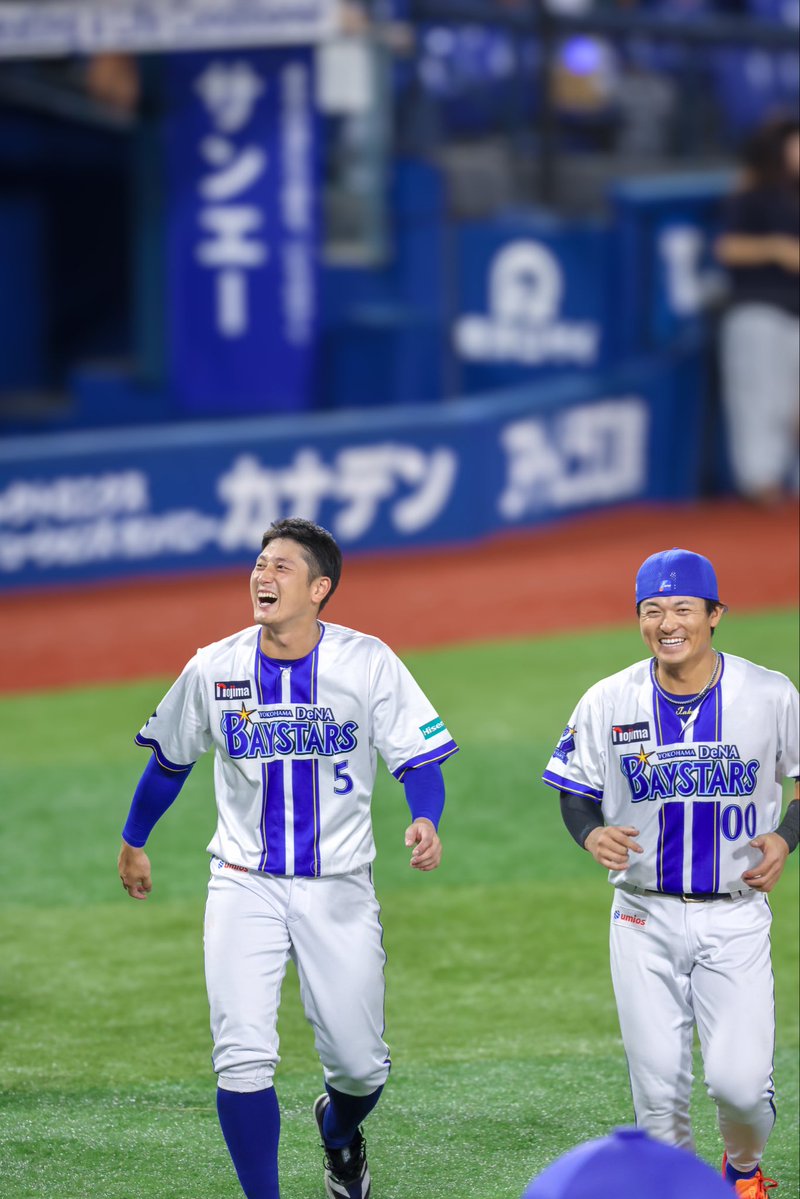 starmanton21's tweet photo. 同期ーーーーーーー🫶🫶

（26.7.19 ハマスタ）
#松尾汐恩　#林琢真 https://t.co/qySOz9XxlN