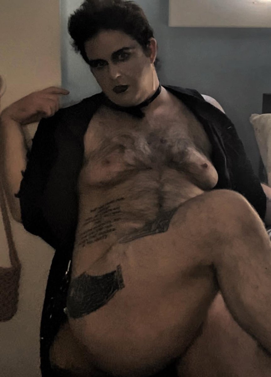 TheAspenBlack's tweet photo. I can't be professional all the time
The full nude versions are on my fansly
#suitandtie #buisnesscasual #sexy #meninsuits #ftm #transman #transmasc #transmale #transboy #transguy #transgendermale #fanslyftm #hairymen #hairyman #femboy #femininemen #altguy #gothguy #corpgoth #hot https://t.co/ihTkqsfXtU