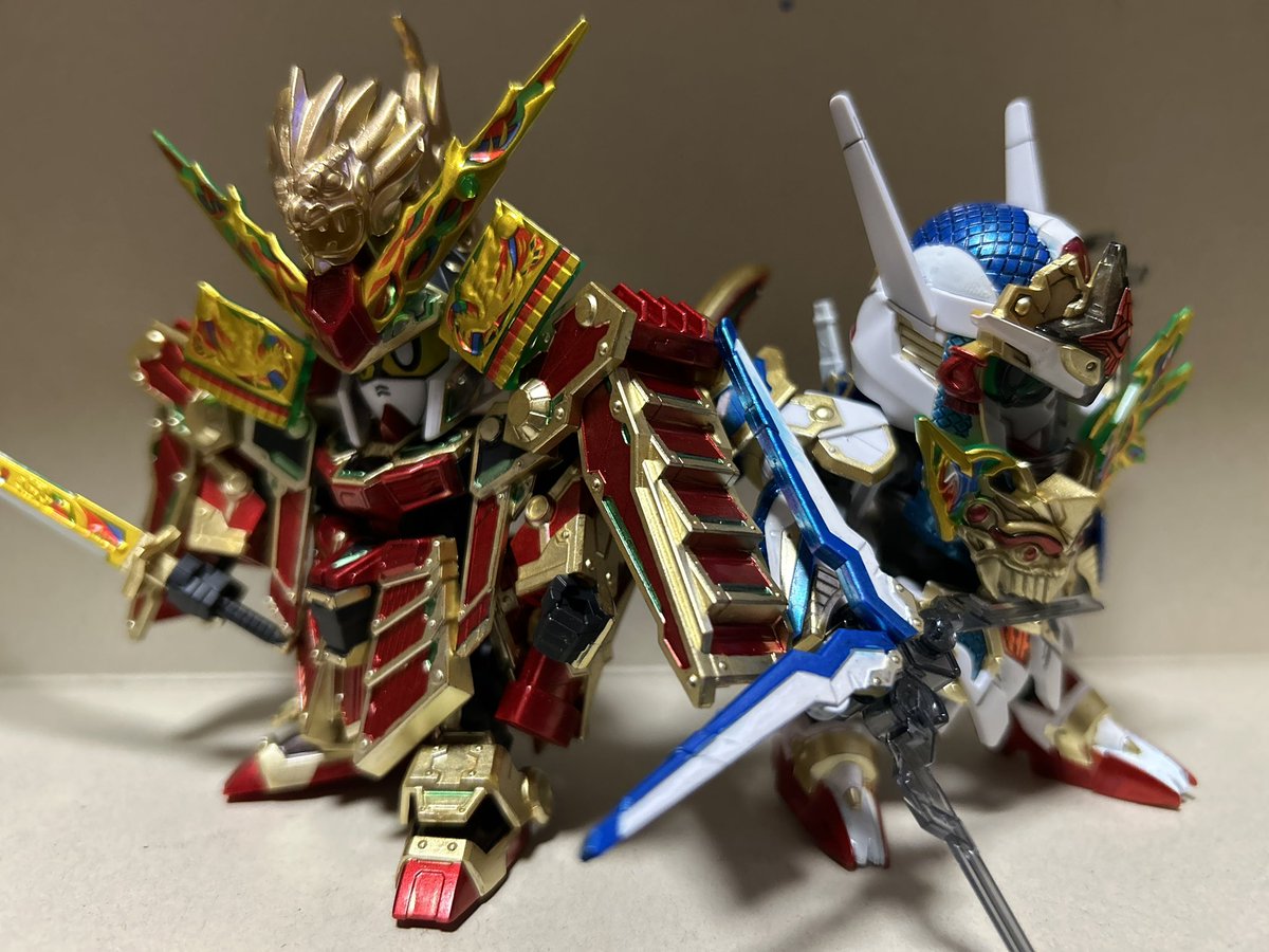 chunzo_ts's tweet photo. SDW『78代目武者頑駄無』
SDW『隠密ガンダムエアリアル』
完成しました〜！

今回もシールは使わず筆塗装で
塗るの大変だったけど、楽しかった〜

何やら天下無双大将軍の輝羅鋼パーツも
付属されてたので、今度買いに行きます！

#ガンプラ
#ガンプラ好きと繋がりたい
#SDW https://t.co/COBXdTWLcp