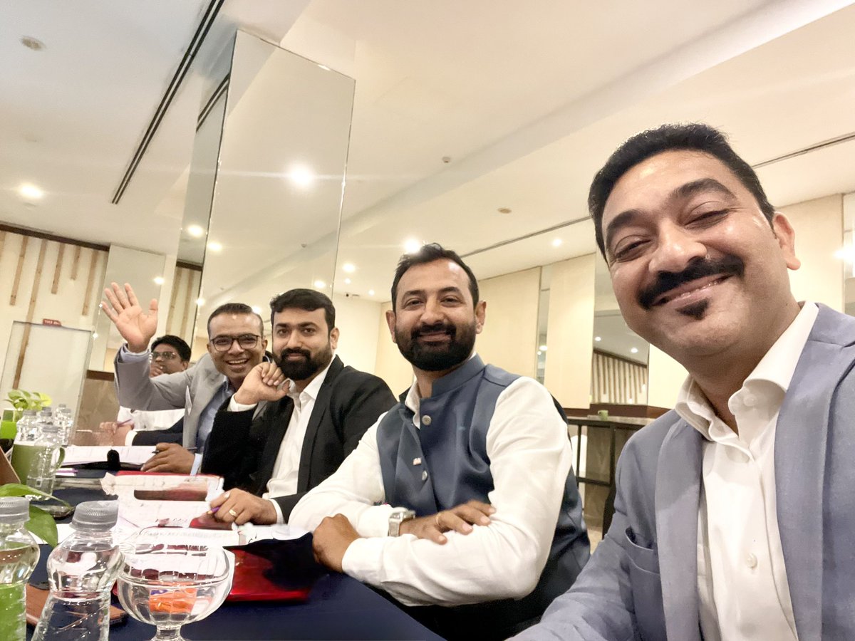 ntitconsultancy's tweet photo. 📞 **Connect with us for your infrastructure requirements and business enquiries.**

आपला,
**डॉ. निलेश ठाकरे**
**MD &amp; Co-Founder**

आपला,
डॉ. निलेश ठाकरे
MD &amp; Co-Founder

🌐 For more information: 

https://t.co/goHo3JGIwG https://t.co/4oxm9WloZF