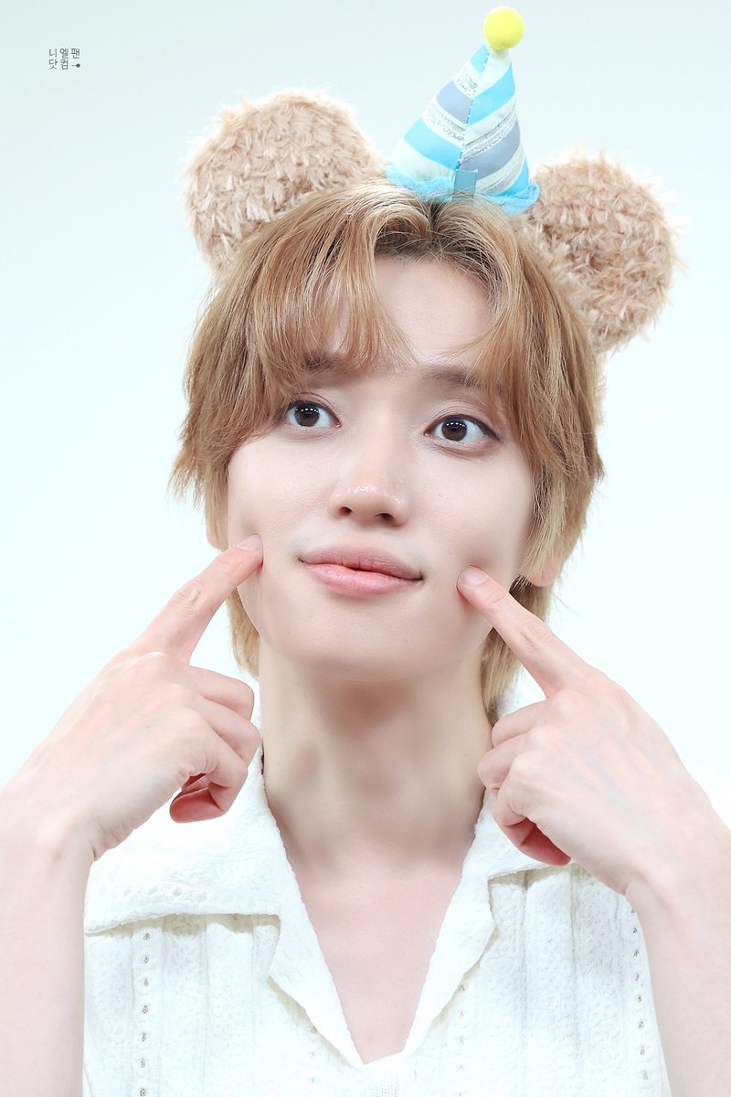 NIELFAN_COM's tweet photo. 260719 팬플리 팬싸 

말랑말랑 엔리스 말랑이☺️

#니엘 #NIEL #NIEL_California https://t.co/U2TQ5fxgtd