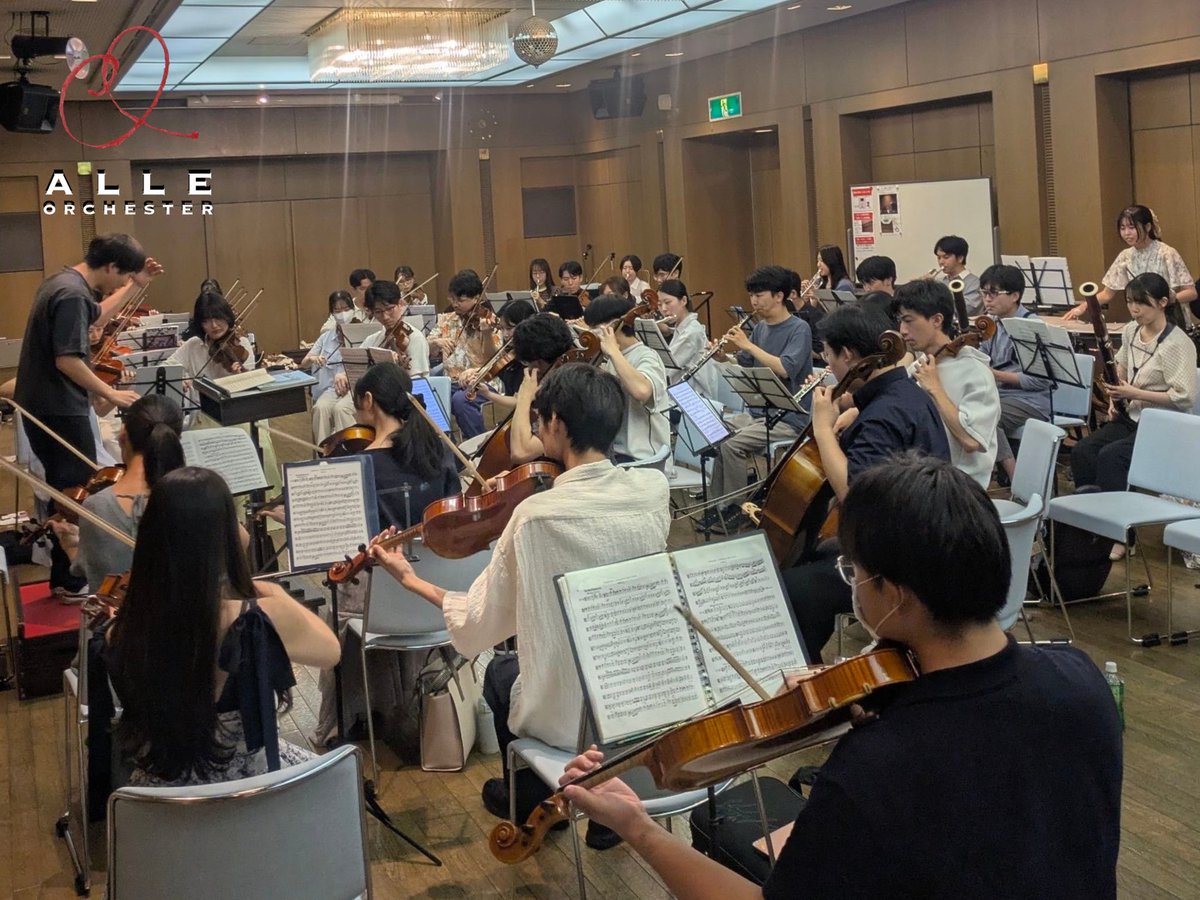 alle_orchester's tweet photo. \第四回演奏会シーズ��イン✨/
本日、初回練習✨
村上先生にお越しいただき、全曲通しました🔥
オールメンデルスゾーンプログラム、ぜひお越しください！
🌟Teket: https://t.co/4twMpsJXb1
#alleorchester #アルオケ https://t.co/uXb3n97luy