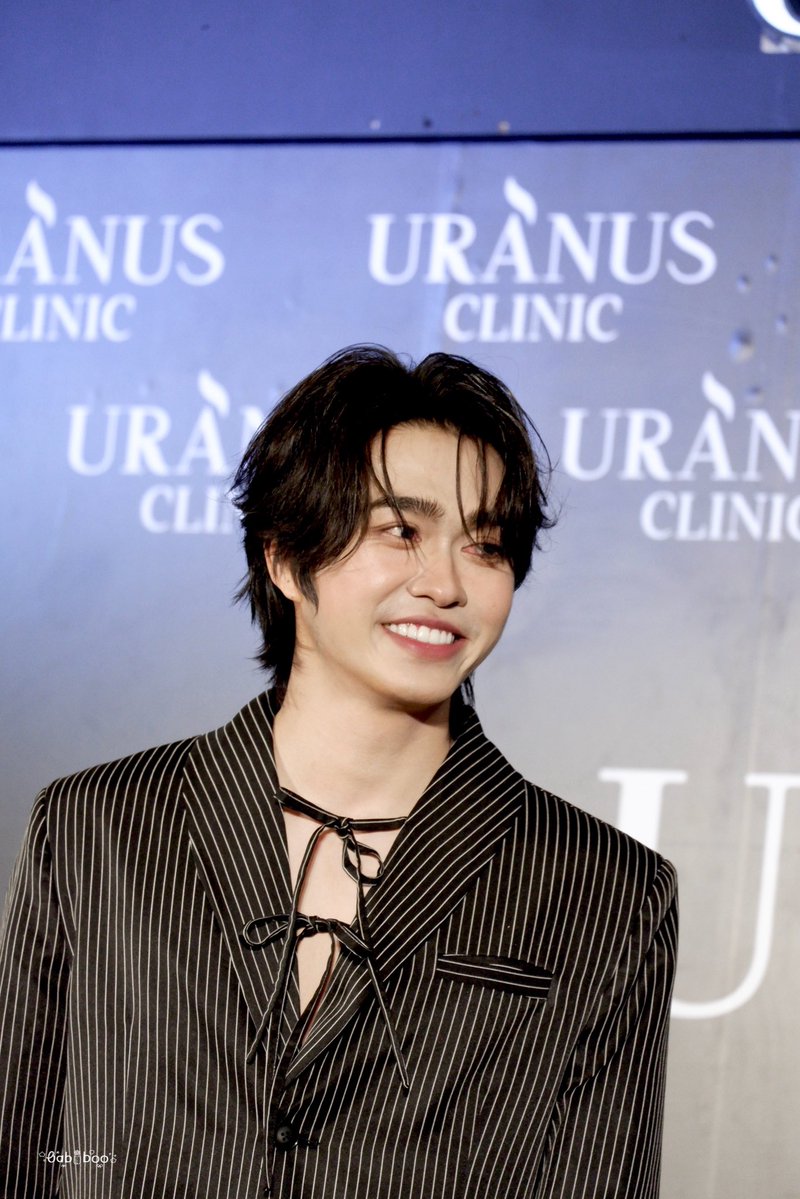 ariescoolkit's tweet photo. 19.07.26 𓊔 BESEVBOOM URANUS KHONKAEN 

I love your smile the most♥️

*◞ @besevboom 🐻   

#UranusClinicxBoom 
#besevboom #เยลลี่บูม ◞˚ₓ https://t.co/2kUlLfBncu