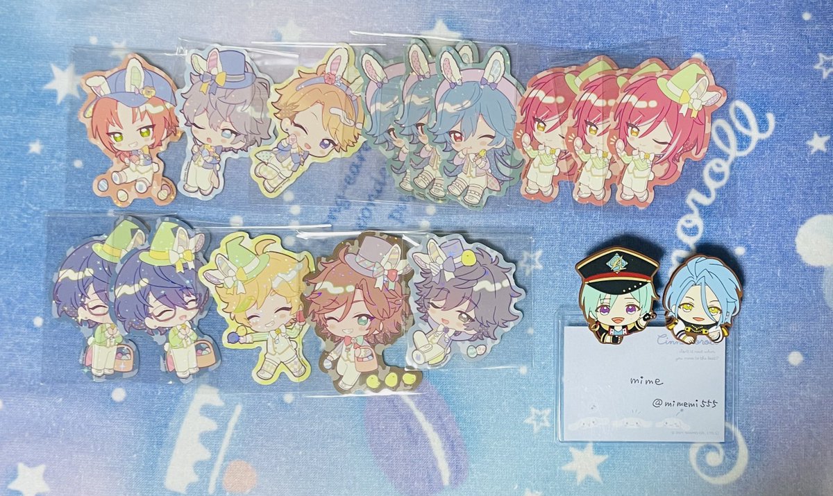 mimemi555's tweet photo. 【交換】あんスタ　アニカフェ　アクスタ　缶バッジ　ステッカー　譲渡

譲▼
アクスタ①:画像1
缶バッジ②:画像1
ステッカー③:画像2.3

求▼
①巽HiMERUもしくは定価
②HiMERU1決まり次第定価もしくは巽HiMERU
③推し8人であれば誰でも◎

続↓ https://t.co/L0BycIVN72
