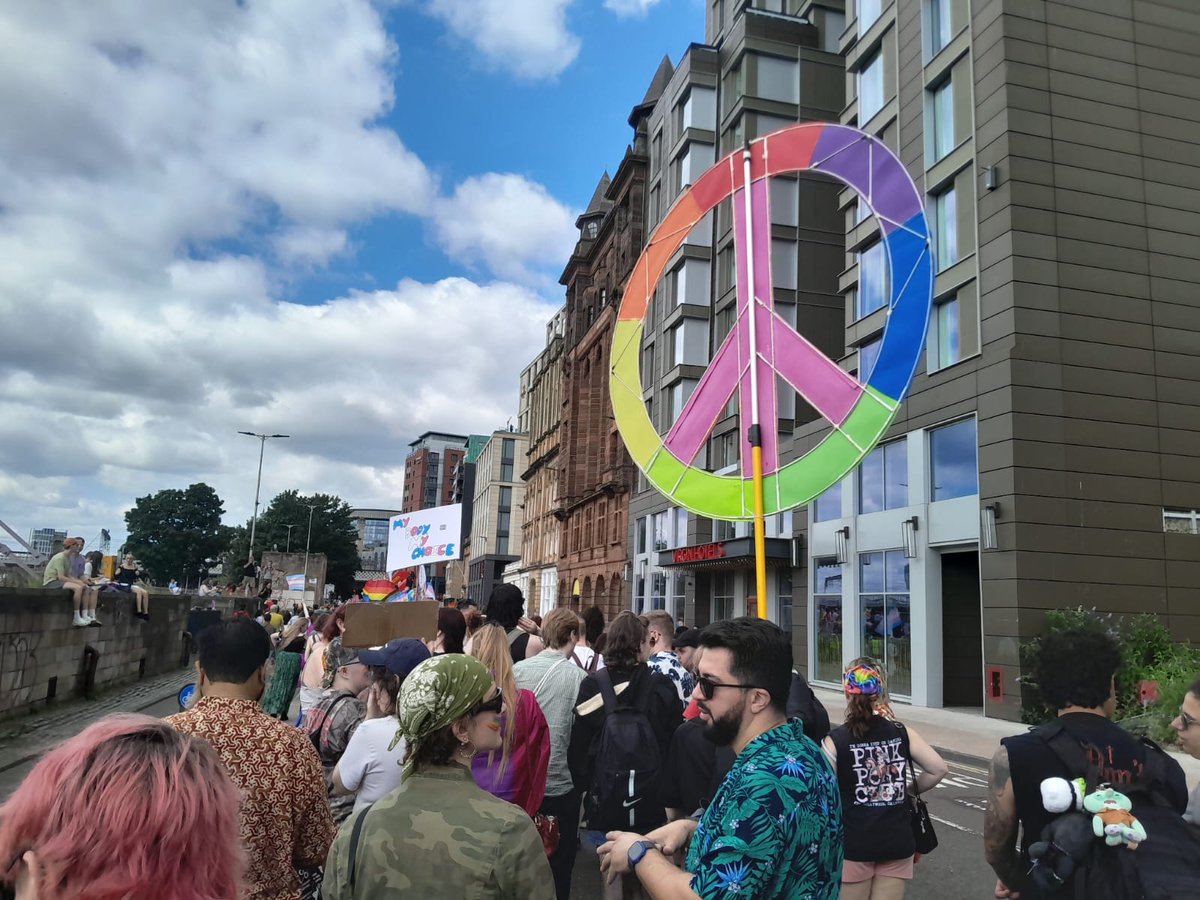 AyrshireCollSA's tweet photo. We had a fantastic time at Glasgow Pride this weekend. It was amazing to see such a celebration of the LGBTQ community and take a chance to show our solidarity and support for the community 🏳️🌈✊🏻
#glasgowpride #lgbtpride #pridemarch #solidarity #community https://t.co/gZ8HsRetLP