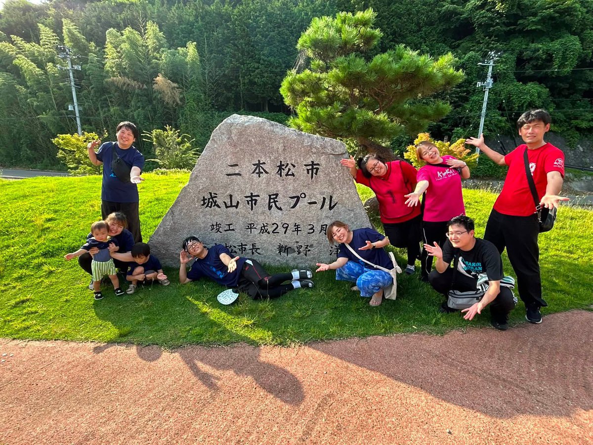 maibitohoku's tweet photo. 練習大変お疲れ様でした😁
メンバーの地元二本松市の夕方は激アツでした🫠
高知まであと3週間ですね😊
東北支部からは3名が本隊に合流して熱い夏を迎えます🫡
来週も練習を頑張りましょう👍
中の人は帰り仙台っ子ラーメンを食べました🍜
#さぬき舞人
#さぬき舞人東北支部
#二本松市城山市民プール https://t.co/MVCx9buqCb
