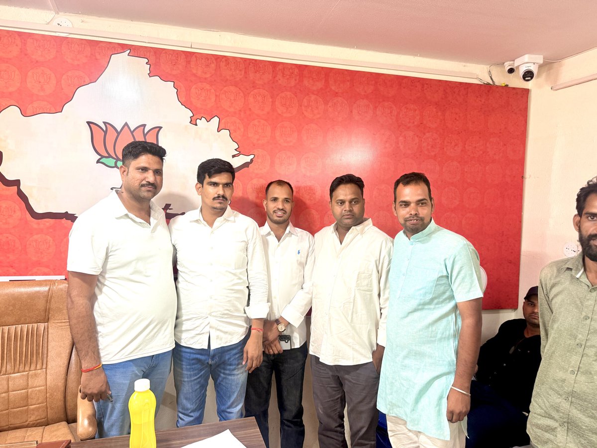 ShankarGora's tweet photo. 📍भाजपा प्रदेश कार्यालय, जयपुर https://t.co/pZKdX3dib4