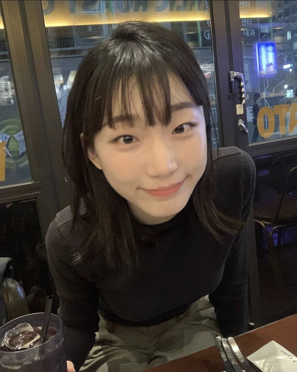 okKC3O's tweet photo. 저기욥…                                            저…귀욥? https://t.co/8Ui1MsgBl5