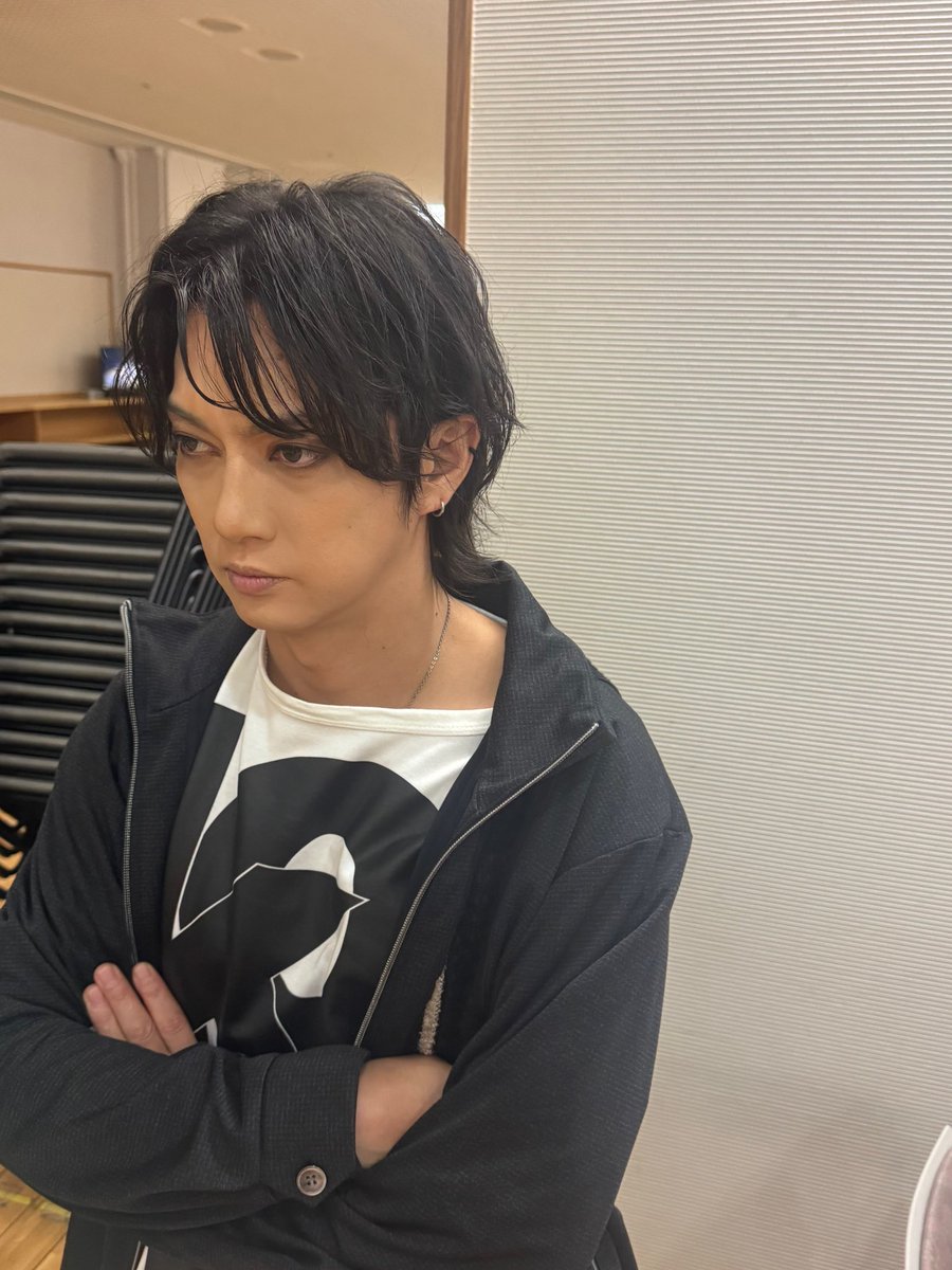 kyanyutakastaff's tweet photo. 2026年7月4日
ANISON LEGENDS FES JAPAN

セーラーキャーンに変身前の喜矢武さん🪄︎︎

#ANISONLEGENDSFESJAPAN #アニレジェ #喜矢武豊 https://t.co/Pz85JSXbzj