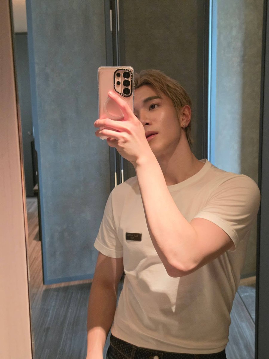 pitchoar's tweet photo. ลาก่อน https://t.co/vwPt8chJo1