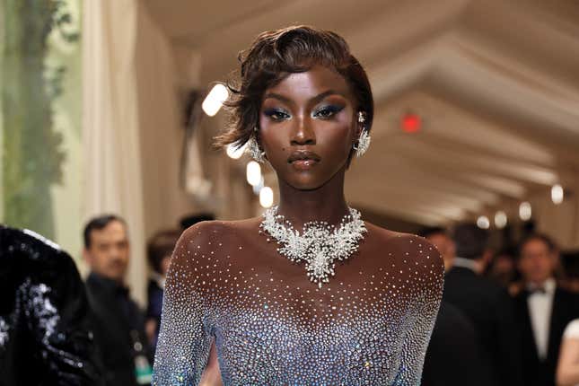 Mschatnoir's tweet photo. A Black woman beauty https://t.co/JnvJUwafSU