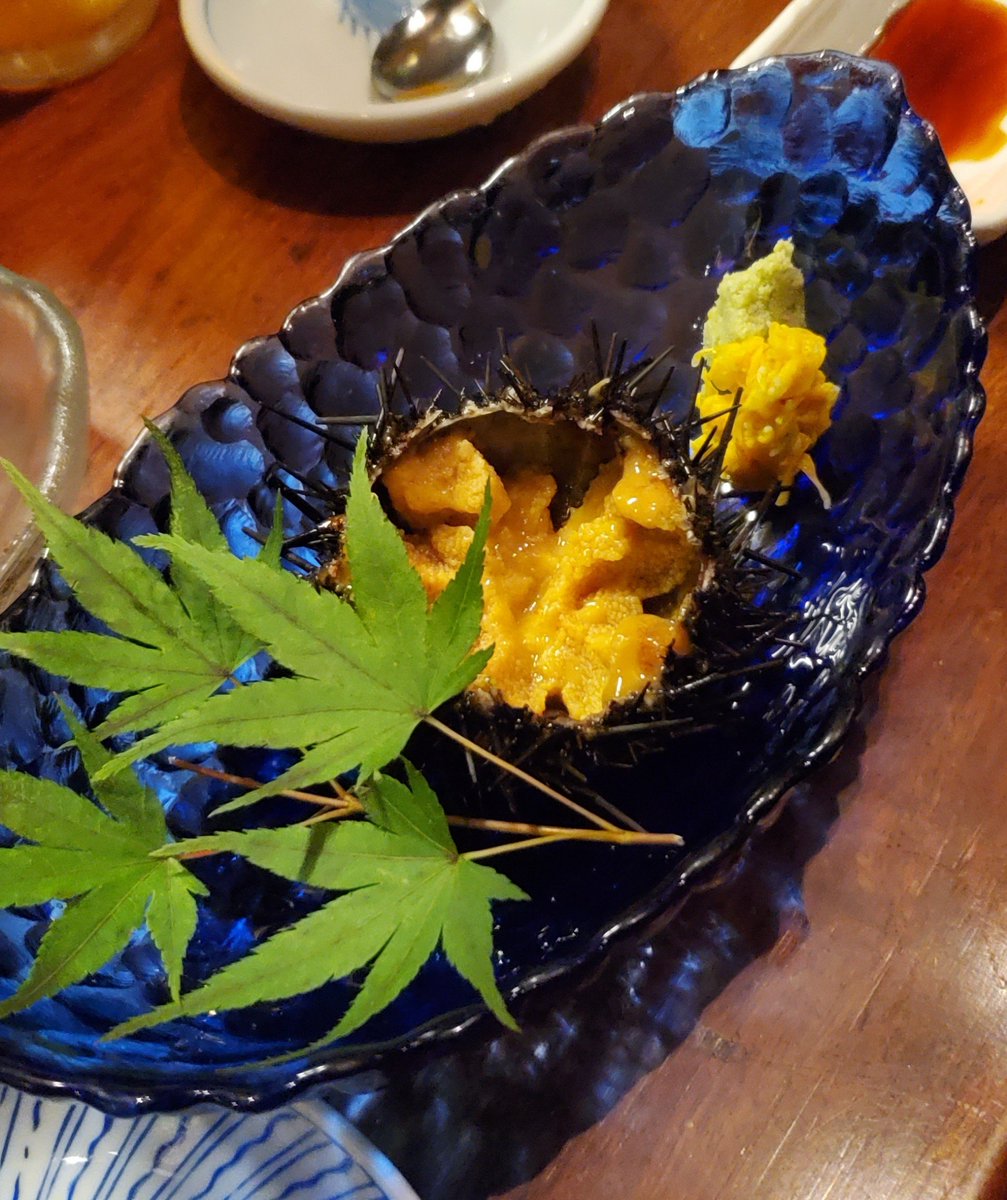 Kappedo_2nd's tweet photo. お通し、刺盛り、ウニ、いぶりがっこクリームチーズ

どれも悪魔的に美味かった https://t.co/4Ko06FVUoO