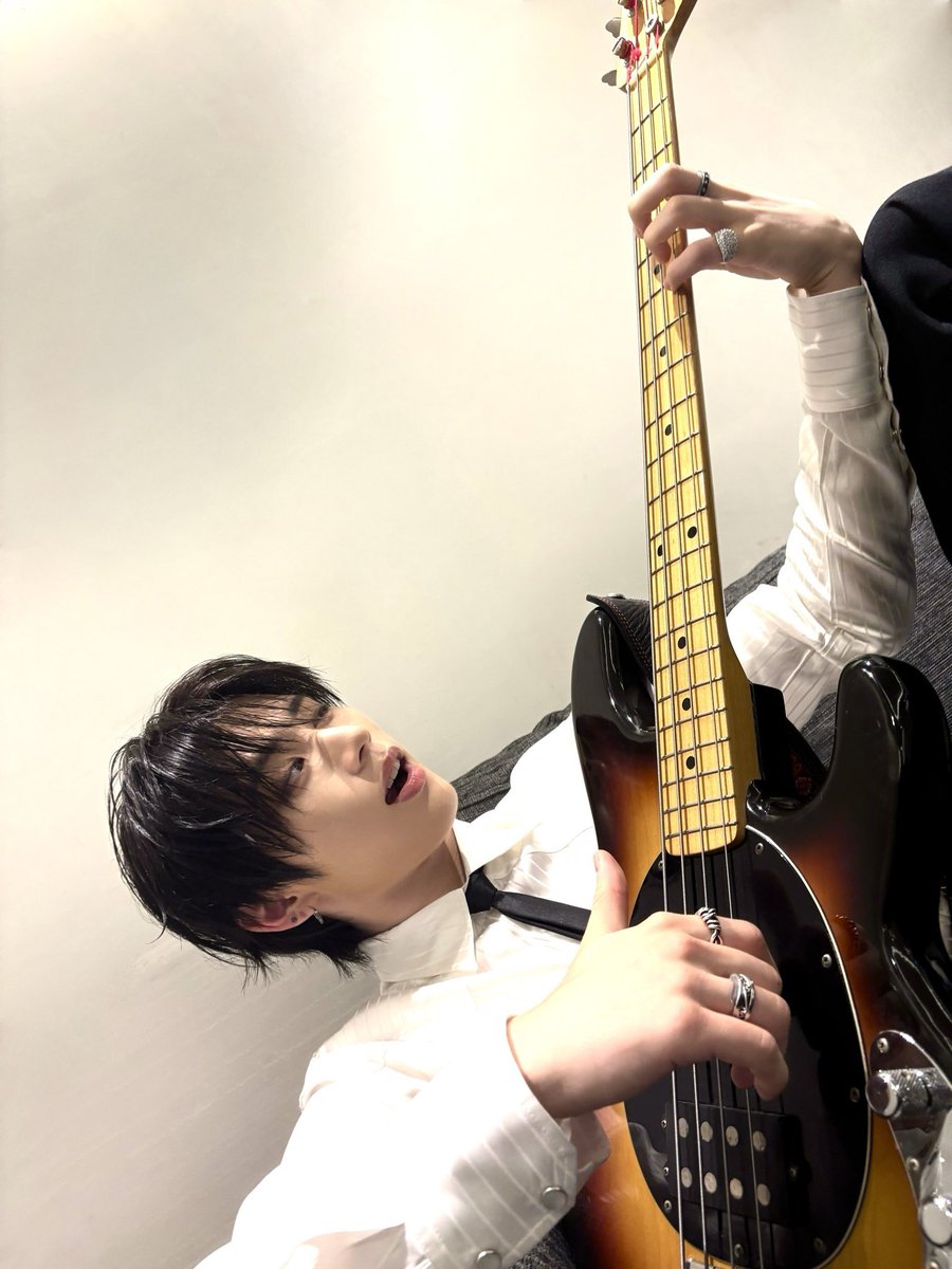 bndluvi's tweet photo. 이 섹다마 뭐임;;;; 뒤질꺼같다, https://t.co/rQ5u7CFMwz