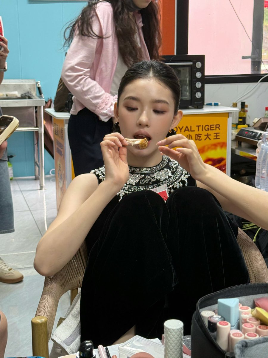 Linyuon's tweet photo. @wongzisu https://t.co/4pVIVjol5G
