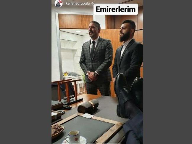 SelcukDuez's tweet photo. @samiltayyar27 Milletvekiliniz kimi nasıl temsil ediyor ? https://t.co/l7h3iCQx0W