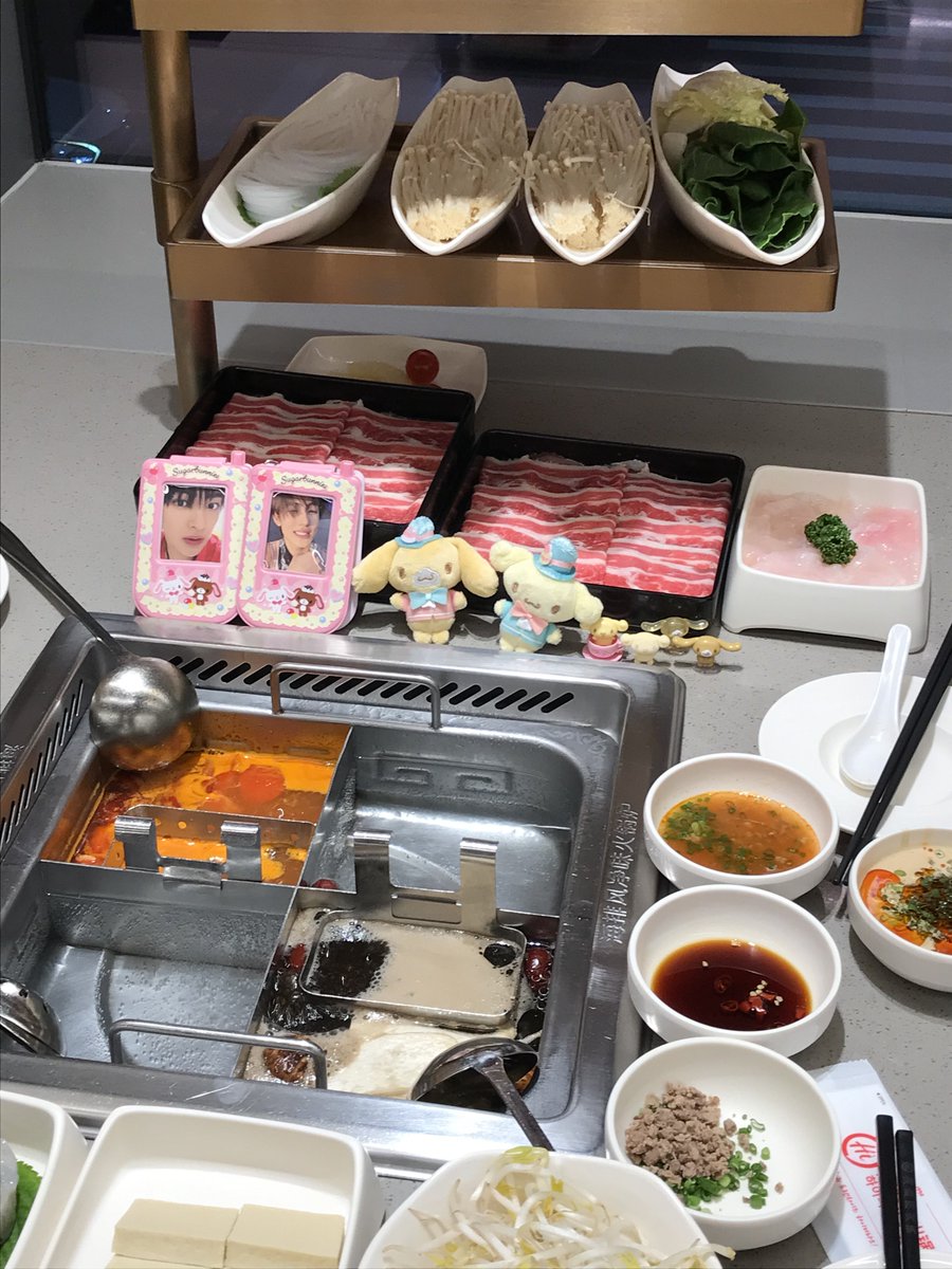 melonnsukidayo's tweet photo. 하딜와떠요🫰 연준선배님소스 호감....... https://t.co/ekDHQrfdw7