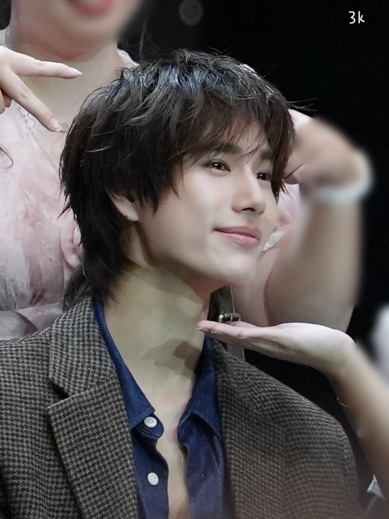 real_tabee's tweet photo. ผมทรงใหม่ทำชีมาก หวานมากกกก โคตรน่ารักกกกยิ้มแป้นจนแจ้มเปงก้อนกะยิ่งน่าร้ากกกก ฮือๆๆๆ ม่อนพุพุนิ🤏🏻 https://t.co/zzSfTyXUJQ