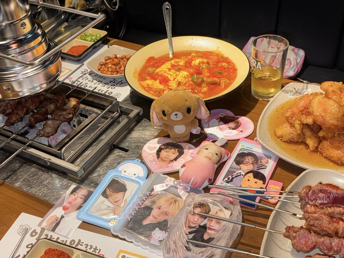 loyzzzvers's tweet photo. 여자라면 사모즈
여자라면 캎훼타임
여자라면 이가네양꼬치
여자라면 할맥 파인애플맥주🧑‍🩰🧑‍🩰🧑‍🩰 👩‍❤️‍💋‍👩👩‍❤️‍💋‍👩👩‍❤️‍💋‍👩 https://t.co/irXezlo2XY