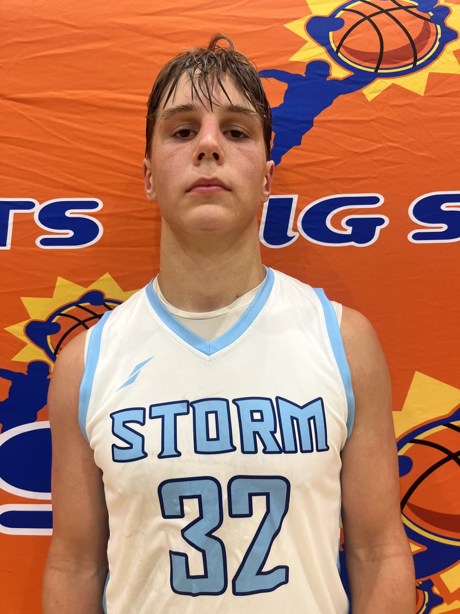 BigShotsGameMVP's tweet photo. #BIGSHOTS #RichmondLive

15U

Team Richmond 68
8 George Jones 15
20 Davis West 12

Lynchburg Storm Select 61
32 Joseph Deyo 24
8 Lincoln Bruce 15 https://t.co/T0vYuFMyCb