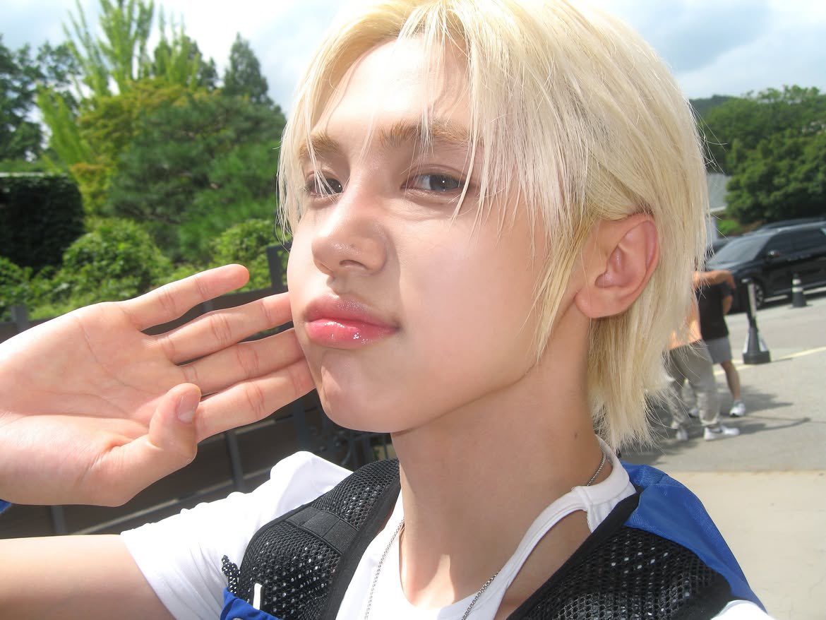 seongminpics's tweet photo. Seongmin instagram update https://t.co/4PcBVo8d0Y