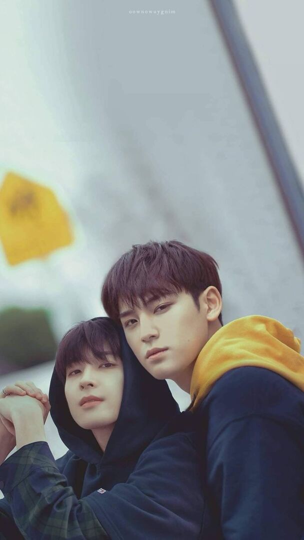 minwongopublic's tweet photo. mw! mau nanya gayss ini tuh foto minwonnya asli atau editan yah? https://t.co/y44E07WhxM