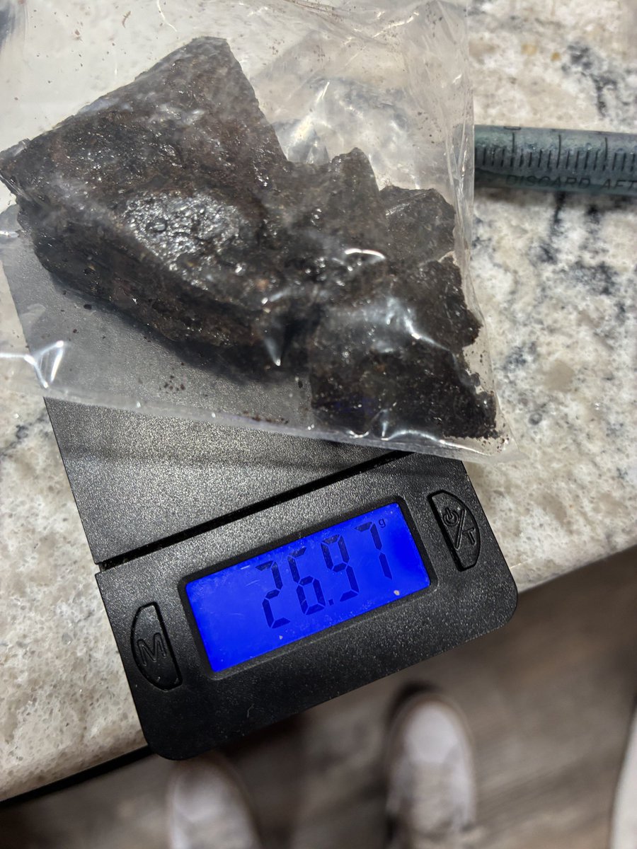jpharris10's tweet photo. Black tar heroin ⛽️🚀 https://t.co/YWnTyP9doR