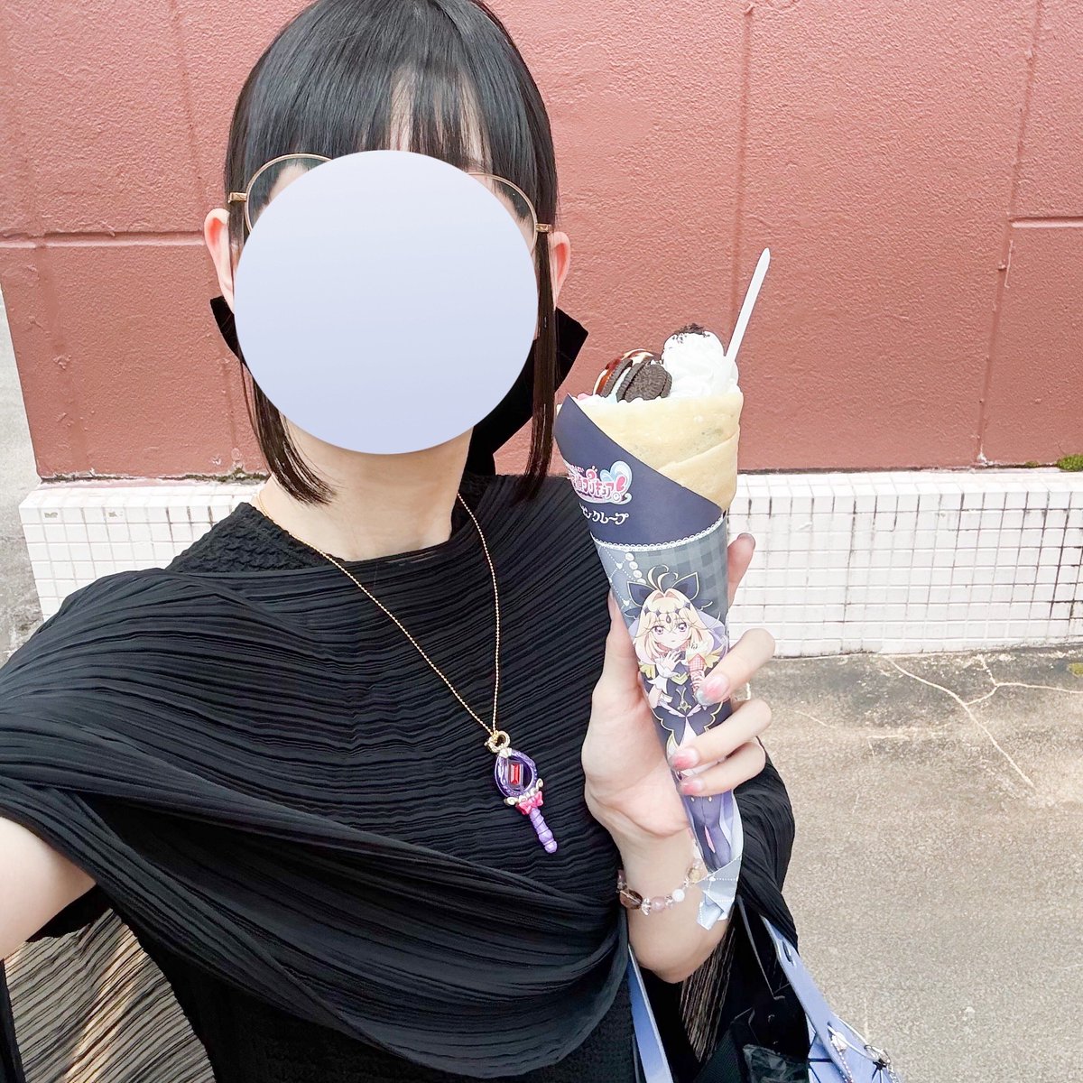 gemiko_voice's tweet photo. クレープ食べたよー大行列してたーー
キュアアルカナシャドウちゃん味
ボリュームたっぷりで美味しかったよー🍨 https://t.co/EDlgOE7i5e