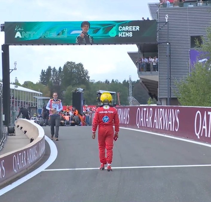 F1caps's tweet photo. Yeni ikonik görsel kilidi açıldı✅ https://t.co/lvmHoWOhma