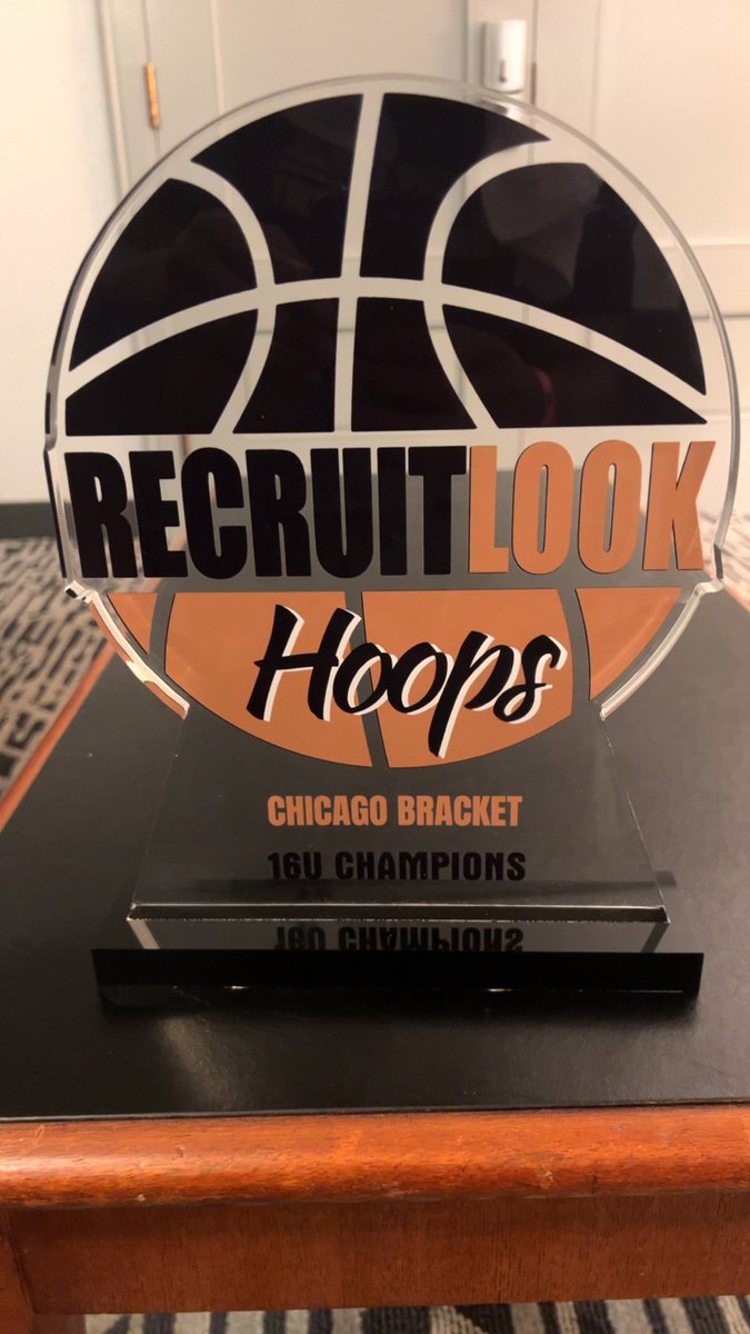 CoachT_3's tweet photo. ADD 2026 16U RECRUITLOOK CIRCUIT CHAMPIONS TO MY RESUME‼️😎
I’m so proud of my guys ..They competed at a high level this weekend .. it was such a team effort and they deserve the recognition.. 29-5 this season playing all the best competition each week.. this was EARNED NOT GIVEN https://t.co/3tRZ8kFISE