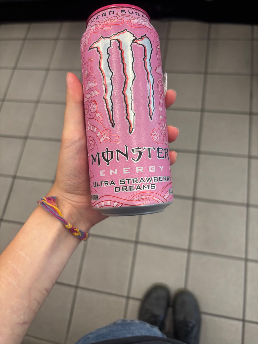 riotgrrlrexic's tweet photo. 🤤 https://t.co/VqE3hhfh5G