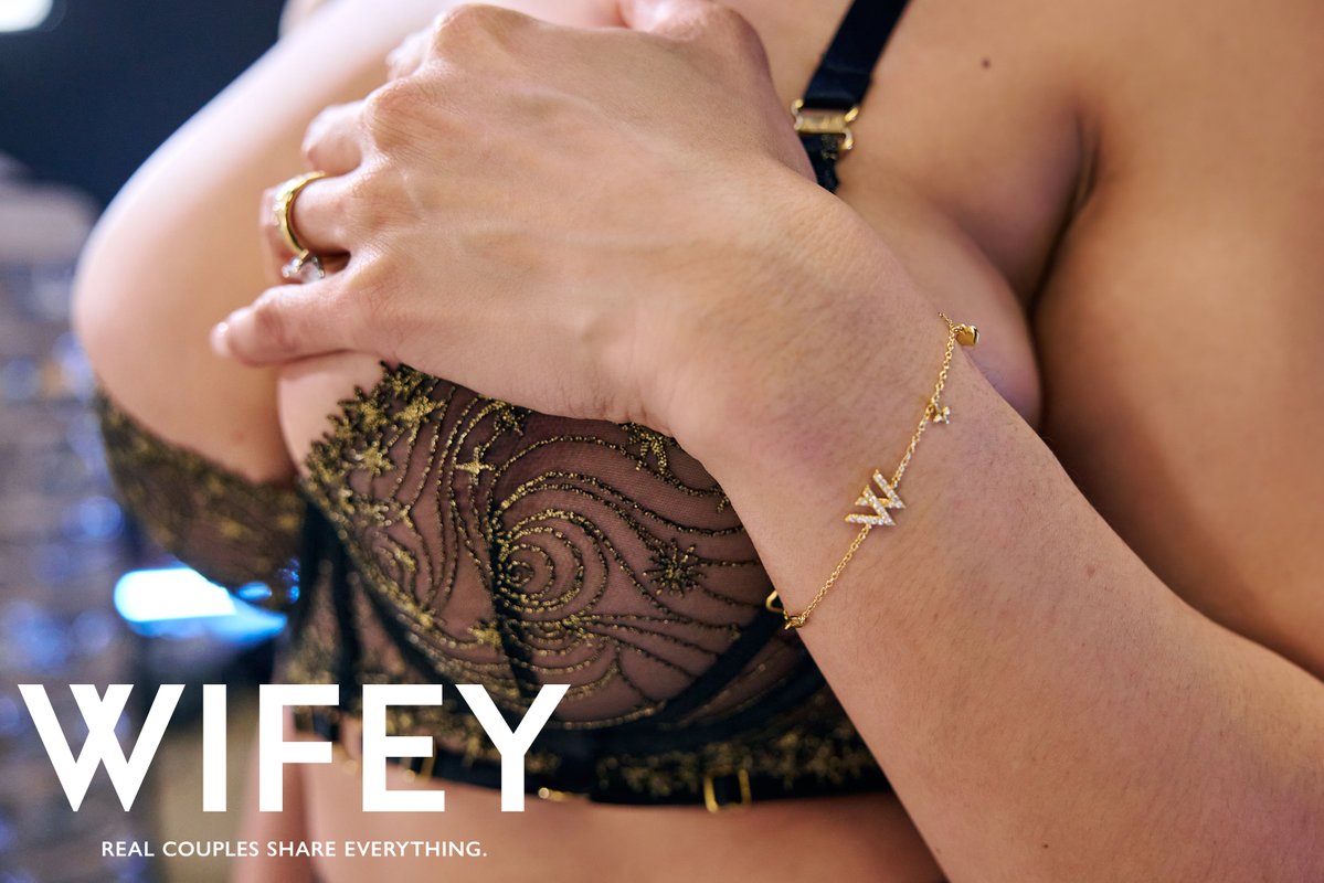 wifeyupdates's tweet photo. ICYMI, @JazmineCruzOff1 &amp; @JR_Cruz2020 + @derek_savagee's full scene is available here, https://t.co/4JQyzu40QF 💍 https://t.co/rBJda3XiUI