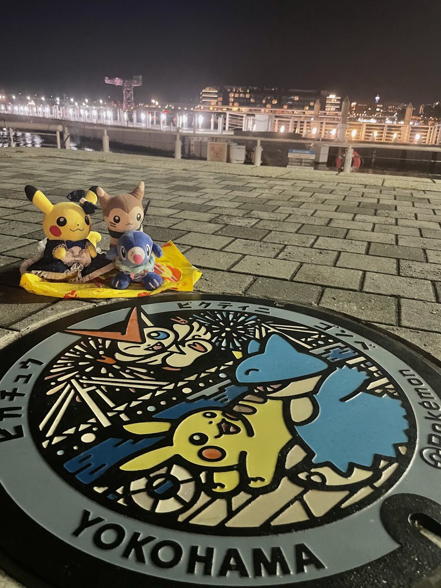 eeveedaisuki's tweet photo. 不意にランダム再生で流れてきたタイムマシンに情緒破壊されてビビるほど涙止まんなかった！
1人のサクラギタウンは油断すると過去の思い出を思い出してしまうね
(でも、いっぱい泣いてすっきり！) https://t.co/NzFpGHgGJp