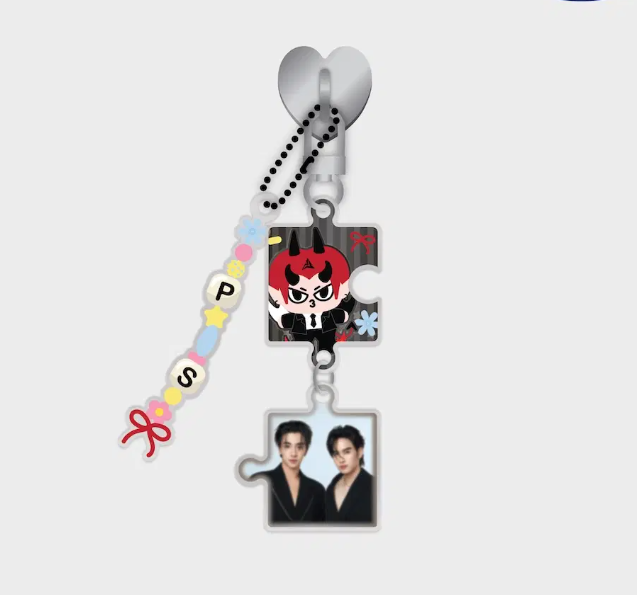 rocket666996's tweet photo. #tho #ths Phone buckle perthsanta 165k (harga diskon). Udah secured, ready ina akhir juli. GO line
barangnya udah sold di web ya https://t.co/ThiLQZdJon