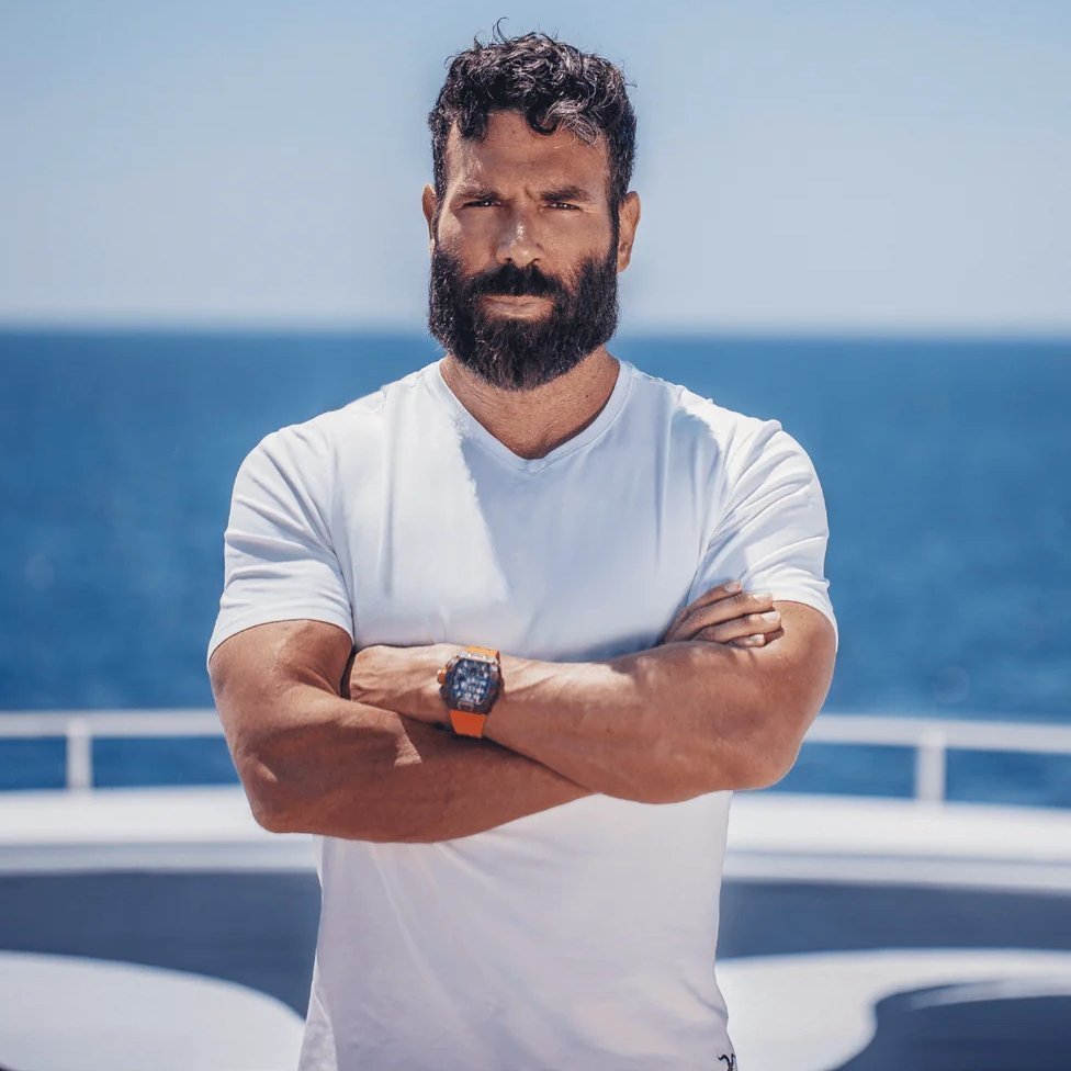 trhaber_com's tweet photo. Dan Bilzerian: 

"Ben İsrail karşıtı değilim. İsrail'in tümüyle ortadan kaldırılmasını savunuyorum." https://t.co/cfA0RvrqDb