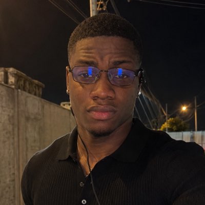 JoshOshoke's tweet photo. #NewProfilePic https://t.co/b1bGRxgxpP