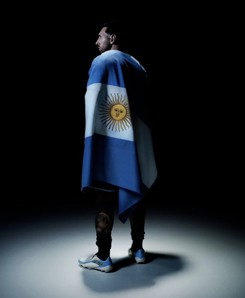 marcoswidderson's tweet photo. Hoy más que nunca, jugá ese football que tanto amas. 

Pase lo que pase, gracias 🩵🤍🩵🐐 https://t.co/AlaVR0ypT7