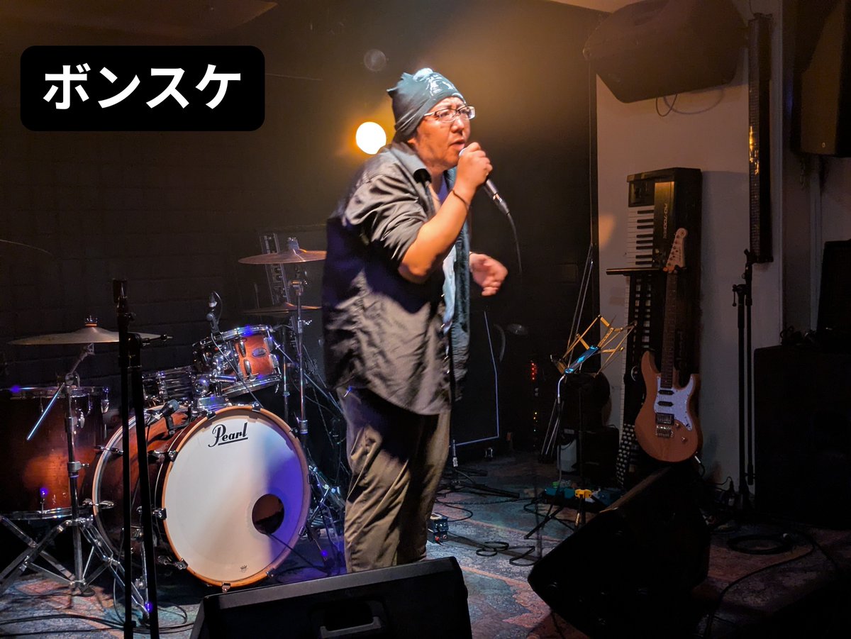 hihiiro_kane3's tweet photo. 本日は、谷町TONE8メリメロ＃9
個性溢れる共演者の皆様、スタッフの皆様、お越しいただいたお客様、気にかけて下さった皆様、
ありがとうございました！！！
初めて出る場所とは思えないほど、温かく楽しい時間でした✨️
音楽が繋いでくれた素敵な出会いに感謝です😊 https://t.co/fmBHZ8y9Z9