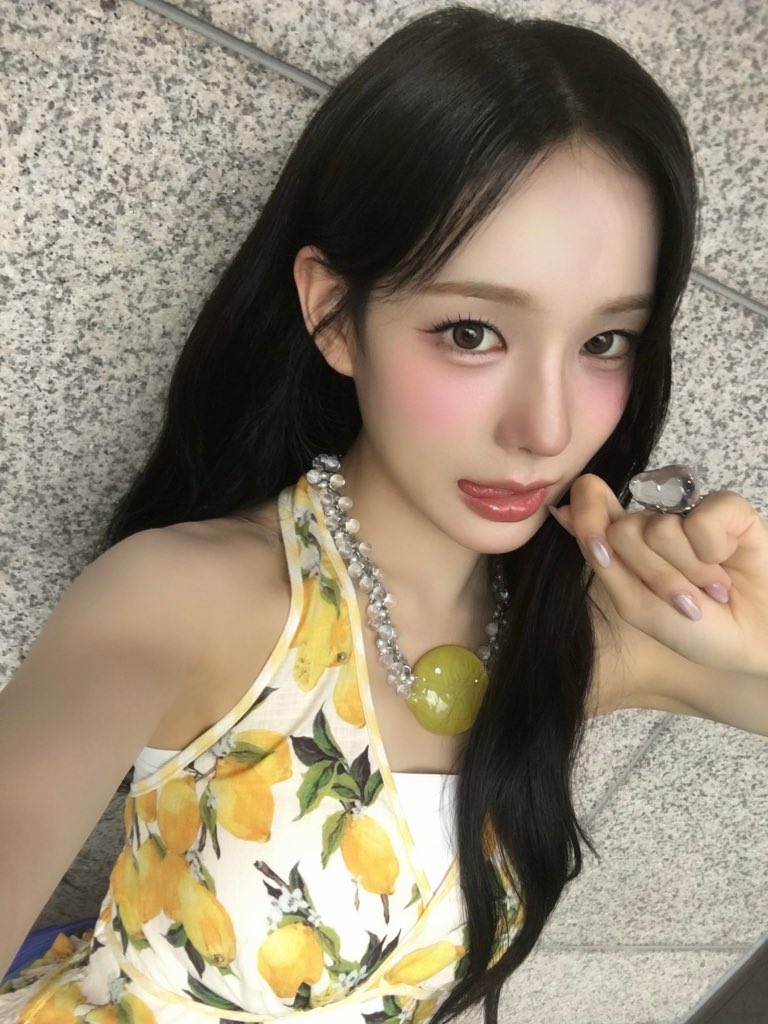 SarangGlobal's tweet photo. 💌[260719] PLUS CHAT 

#RYUSARANG #유사랑 #ユ・サラン #izna #이즈나 #イズナ https://t.co/Q6U2JGuLBx