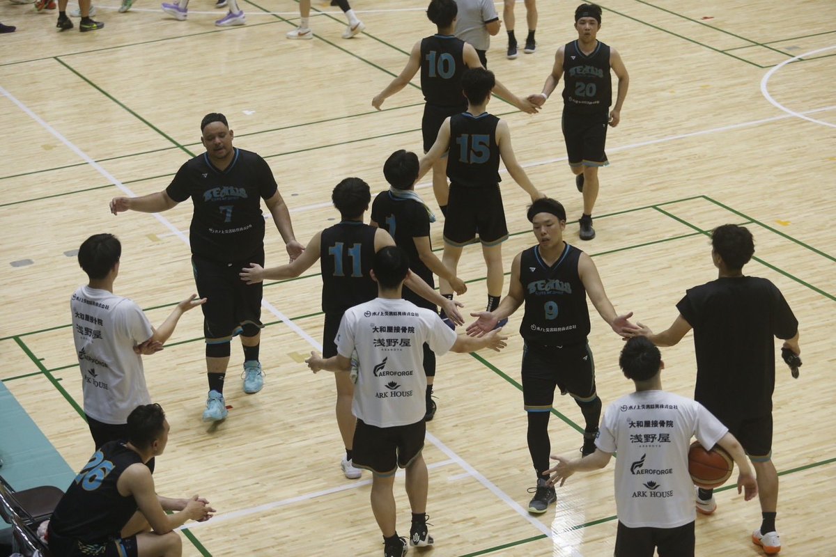 u_d_jg's tweet photo. 今年は広島県2位で終了🥈
男の子だから150点取られて悔しくないわけないし
ドラゴンフライズがいて
その下にデニックスがいて
その下に社会人のBEANSがいる。
さらにその下には大学生高校生がいる
広島県の為に選手だろうがコーチだろうが
これからもレベルアップして欲しい
後何年BEANSでできるかな https://t.co/PYDX30s0be