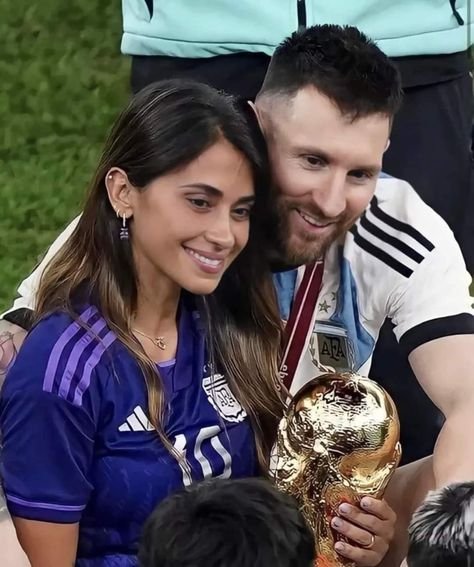 Anotnella Roccuzzo tweet media